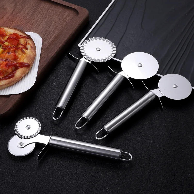 Description Picture 3 of itemPizza Roller Cutter Stainless Steel Pizza Knife Shovel Cake Crepes Multifunction Round Wave Cutter Wheels Hob Pizza Baking Tools