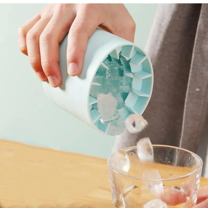 Description Picture 6 of itemIce Cream Mini Silicone Ice Cube Mold Round Bucket  Storage Box Household DIY Refrigerator Freeze Ice Maker Creative Tools