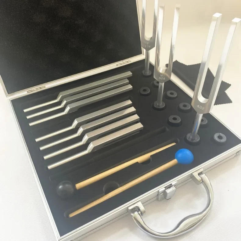 Description Picture 3 of item10pcs Tuning Fork Set Sound Healing Therapeutic Diapason Colorful Resonance Tuning Forks Professional Percussion Instruments