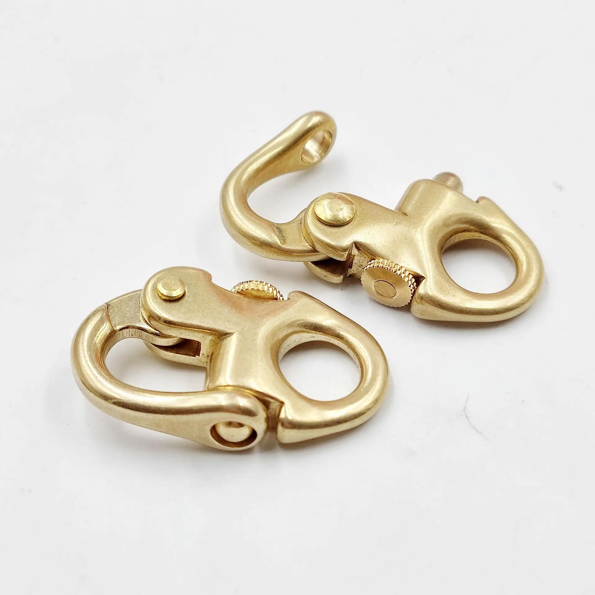 Description Picture 4 of item1 x Solid  Brass Buckle Clasp Buckle Keychain Ring Hook screw pin joint Connecter Bag Strap Leathercraft Accessories Parts