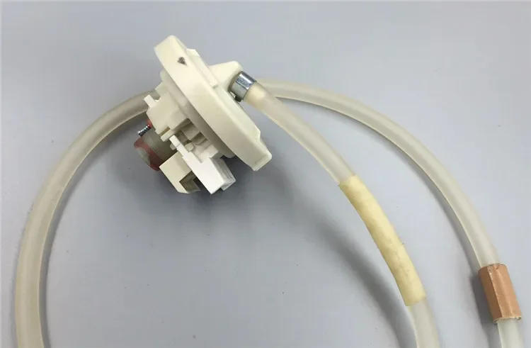 Description Picture 5 of itemFor LG washing machine water level sensor water level switch controller 6501EA1001 pressure tube