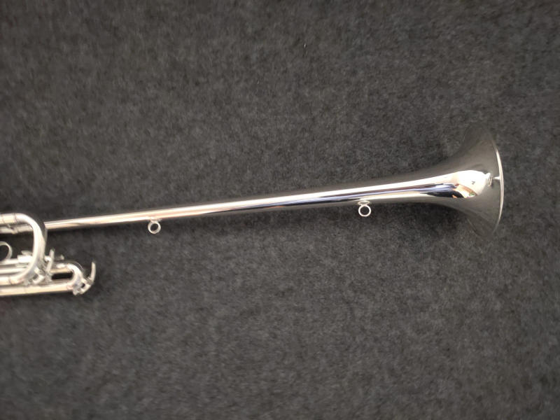 Description Picture 5 of itemBb Trumpet Lengthened Trumpet, Band's First Choice Instrument, March, New