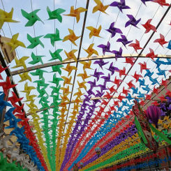 100pcs Fitting Waterproof Resistance Damage Plastic Windmills Toys Fashion Home Party Holiday DIY Decorations Crafts