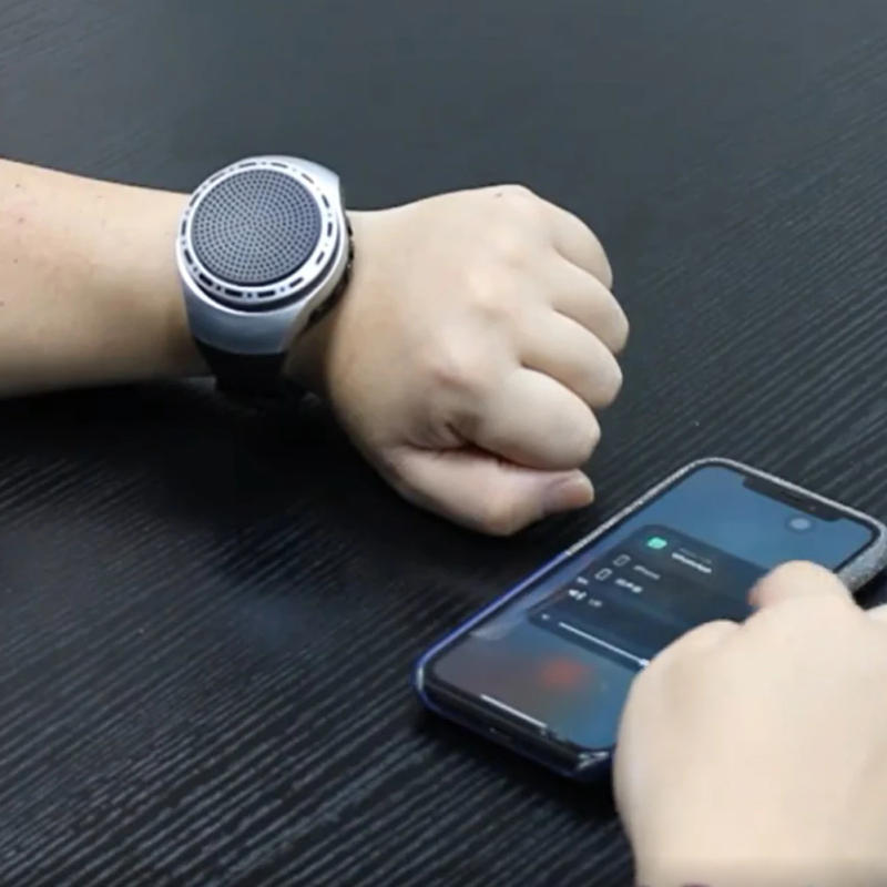 Description Picture 4 of itemUSB Rechargeable Wrist Watch Speaker Cool Lighting Bluetooth-compatible Sports Music FM Radio 500mAh Bicycle Audio