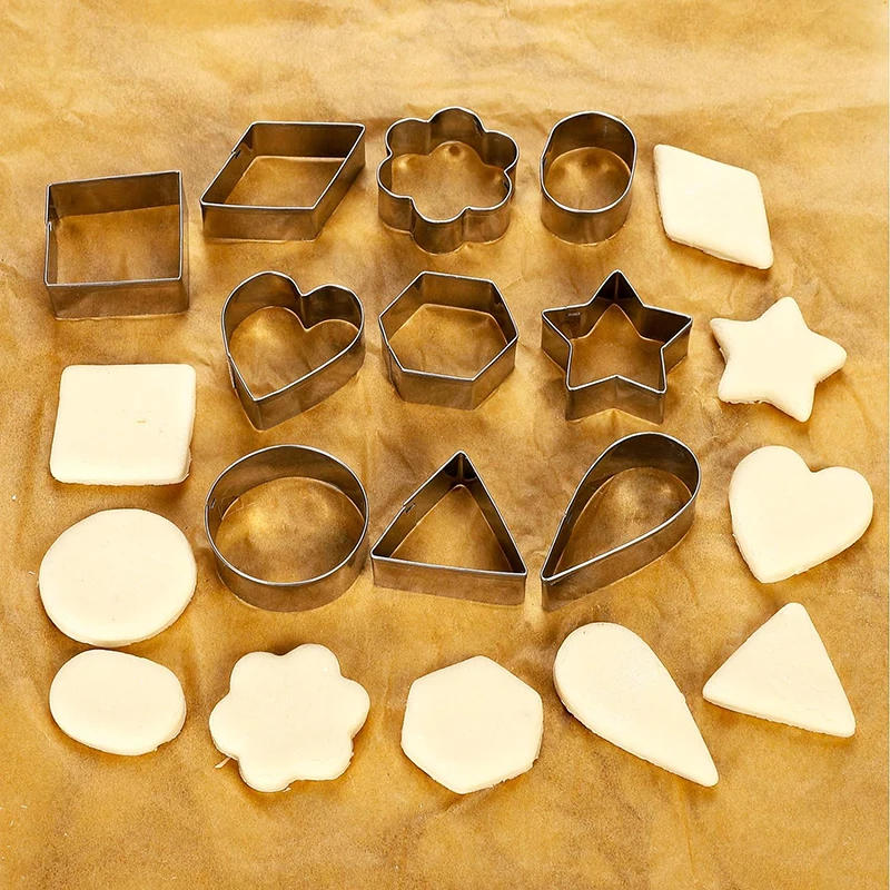 Description Picture 3 of itemCookie Cutter Set With Storage Box Geometry Mini Cookies Linzer Biscuit Baking Molds DIY Pastry Cake Decoration Tools