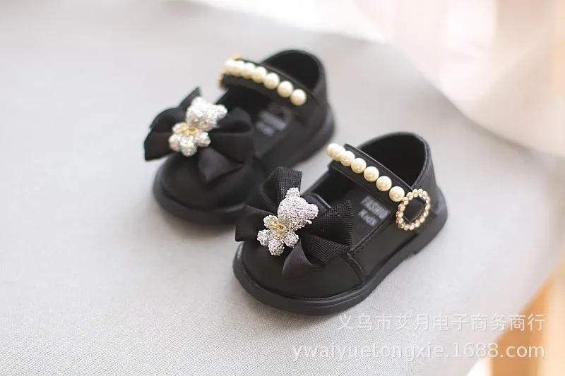 Description Picture 6 of itemCartoon Bow Square Mouth Toddler Shoes  Kids Shoes Girls Baby Party Wedding Dance New Princess Leather Shoes Children Sneakers