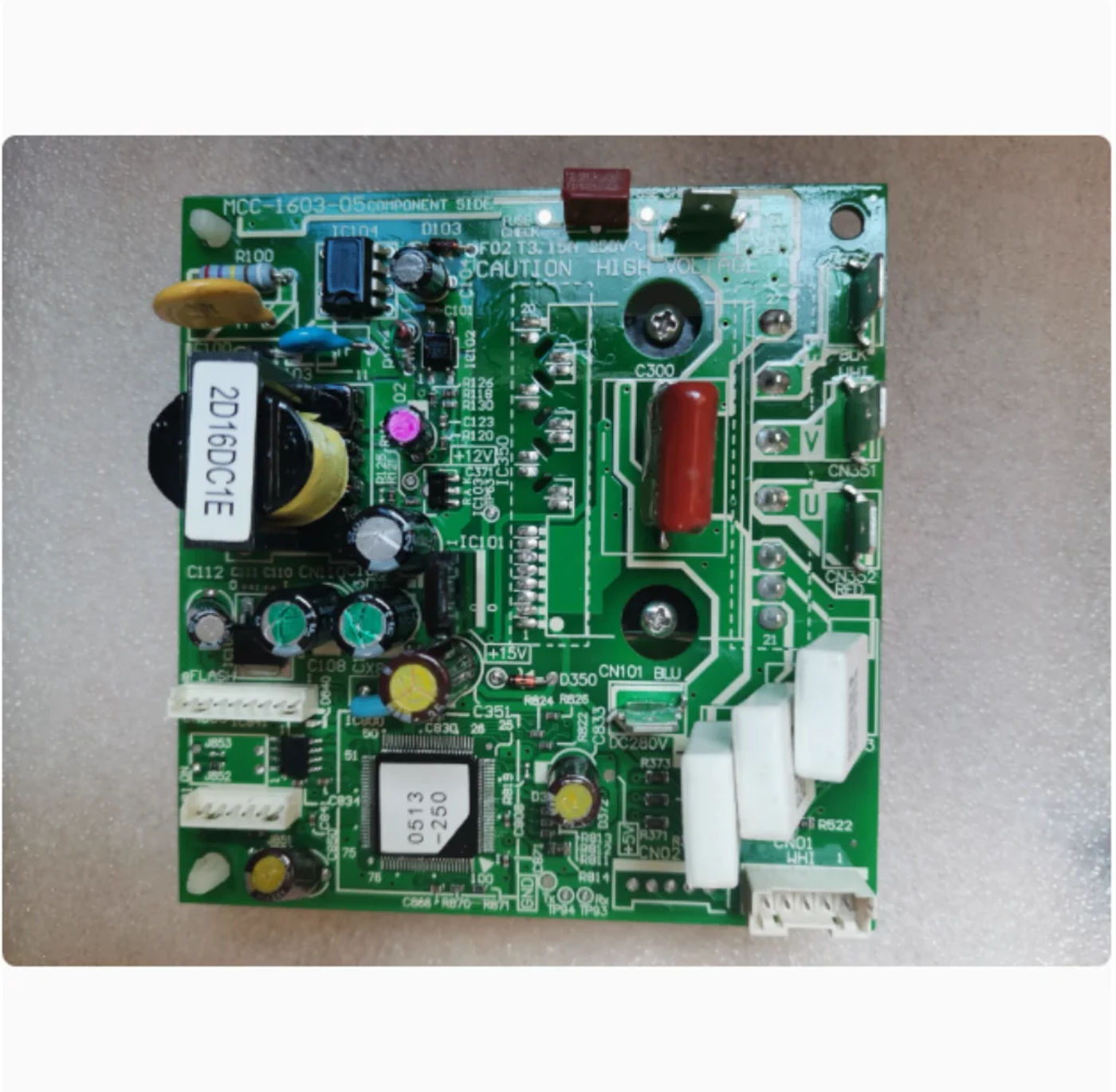 Description Picture 2 of itemNew Toshiba central air conditioning fan module board 2D16DC1E 2D16DA1 431_6V_401
