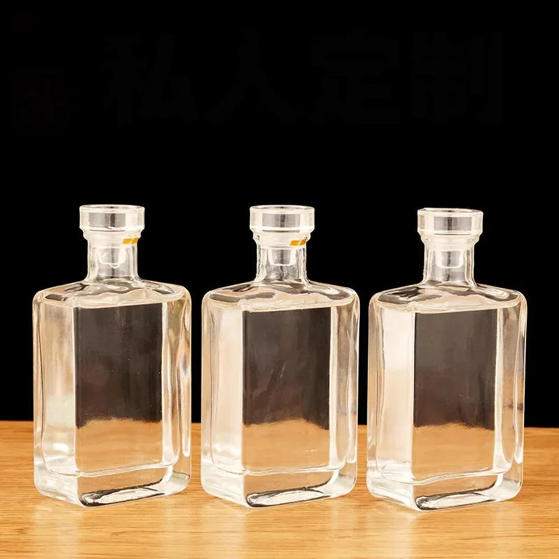 Description Picture 6 of itemSquare Shaped Lead-Free Glass Whiskey Decanter, Clear Party Bar, Drinkware, Wine Glass Bottle for Liquor, Scotch, Bourbon, 200ml