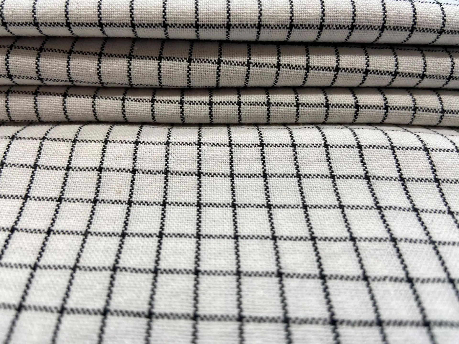 Description Picture 6 of itemCotton Yarn Dyed Checkered Fabric Spring Summer Dress Material Breathable Wash Cloth Mask Textile Soft Eco Friendly in Stock