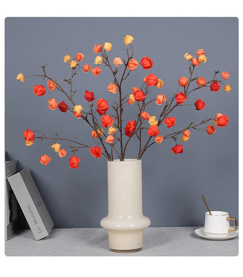Description Picture 4 of itemArtificial Lanterns, Red Berries, Holiday Decorations, Artificial Flowers, Indoor Dry Flower Ornaments