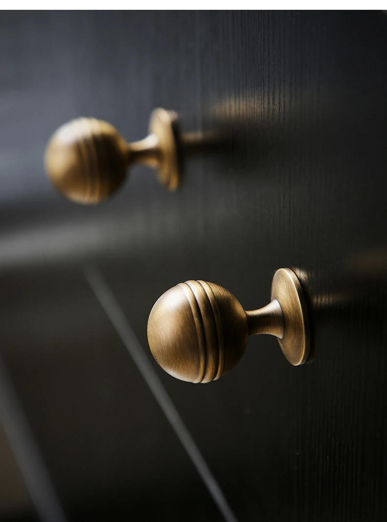 Description Picture 6 of itemTinyhob Bronze Minimalist Style Solid Brass Handles Bedroom Wardrobes Kitchen Cabinet Pulls T-bar Drawers Knobs Door Hardware