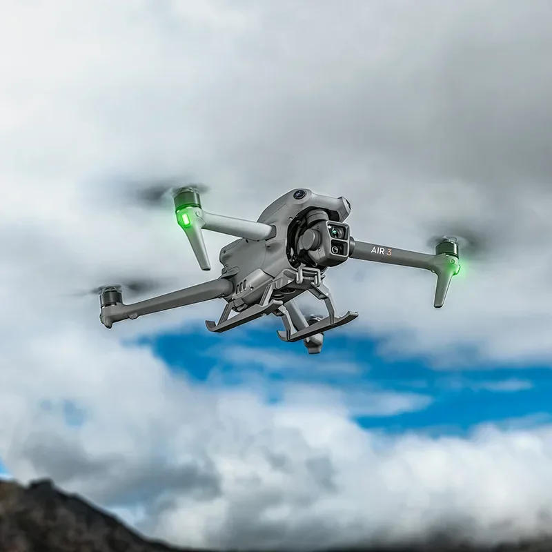 Description Picture 4 of itemFor DJI Air3 Elevated Landing Gear Anti Drop Cushion Training Stand Sled Folding Foot Stand Quick Disassembly and Assembly