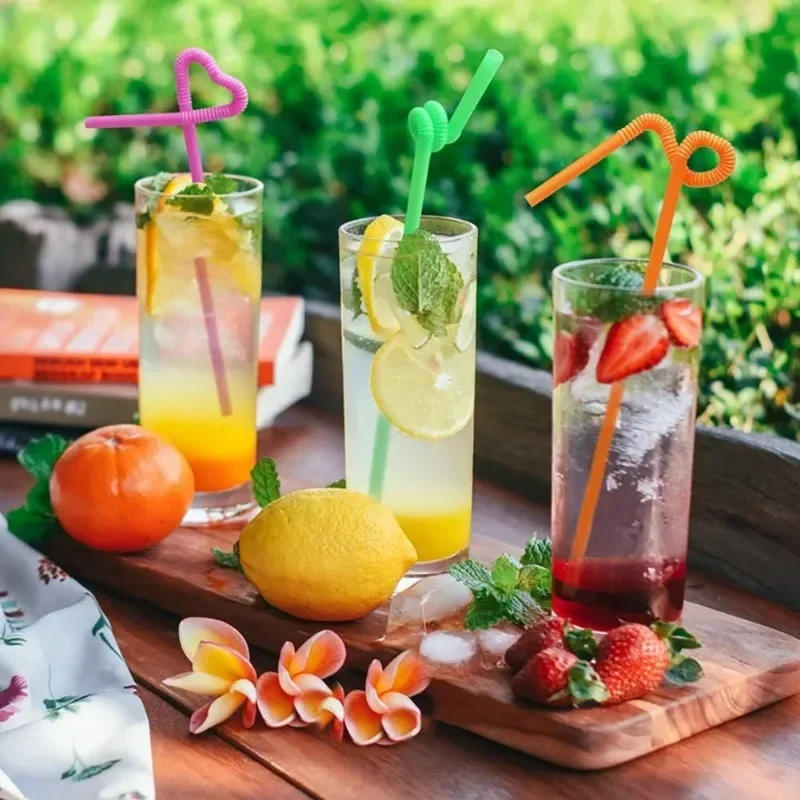 Description Picture 5 of itemMulticolor Drinking Straws Plastic Disposable Bendable Drink Straw for Milk Cola Tea Cocktail Party Wedding Supplis Wholesale