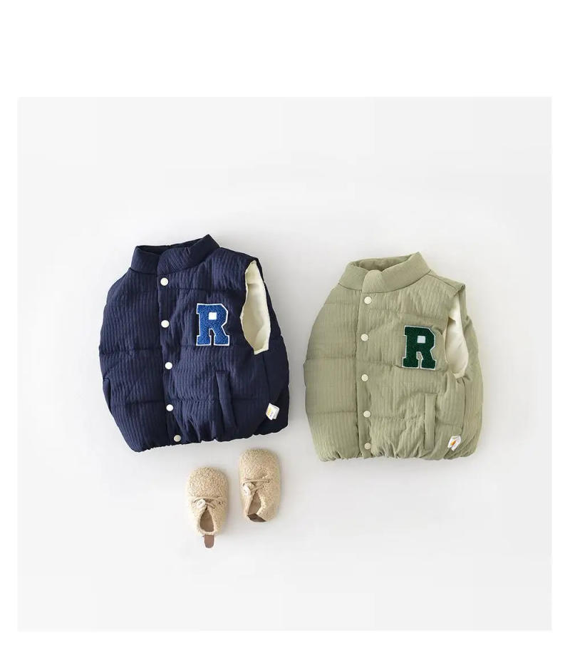 Description Picture 3 of item2025 Winter New Baby Sleeveless Warm Vest Cotton Infant Letter Casual Vest Jacket Toddler Boys Girls Thick Windproof Vest Coat