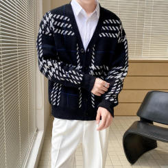 2024 Spring and Autumn Newv Neck Knitted Cardigan Men's Luxury Brand Fashion Print Korean Casual Pocket Sweater Coat Z27