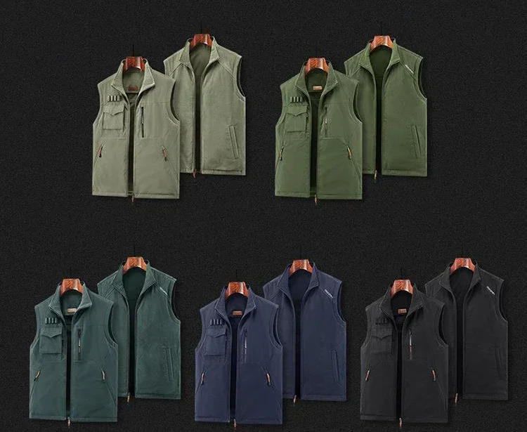 Description Picture 5 of itemAutumn Winter Men's Waistcoats Plus Fleece Thick Warm Double Sided Wear Multi-pocket Vest Jacket Men Outdoor Photography Jackets