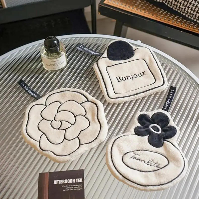 Description Picture 5 of itemHanging Hand Towel Double Layer Absorb Water Quick Drying Toilet Handkerchief Simple Household Children Fine Hand Towel