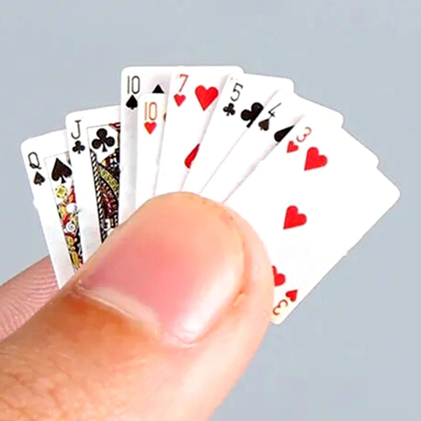 Description Picture 2 of itemPortable Mini Playing Cards Poker Chips Clear Playing Card For Family Game Party Spoof Fun Prank Props House Study Pub Accessory