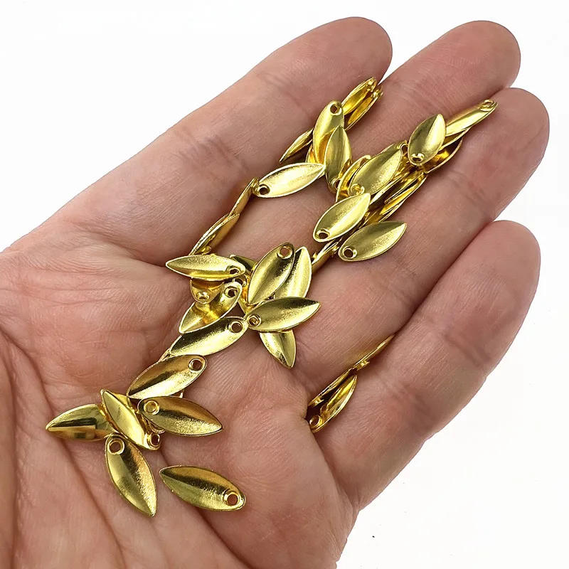 Description Picture 5 of item50pcs/lot Fishing Spinner Metal Spoon Bait Trout Frogs Vib Reflective Stainless Steel Sheet Noisy Spoons Lure Accessories