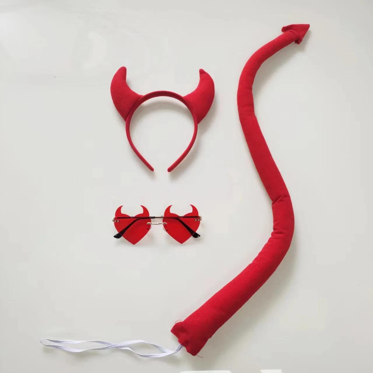 Description Picture 6 of itemAnimal Ear Red Black Demon Devil Headband Headwear Tail Bow Knot Tie Set Cosplay Costume Props Halloween Christmas Festival