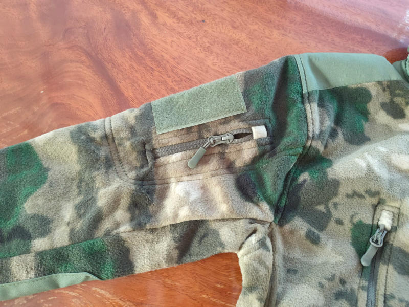 Description Picture 6 of itemOutdoors Riding Climbing Hiking Hunting Camping Thermal Military Tactical Windproof Jacket Men Winter Thicken Warm Fleece Coat