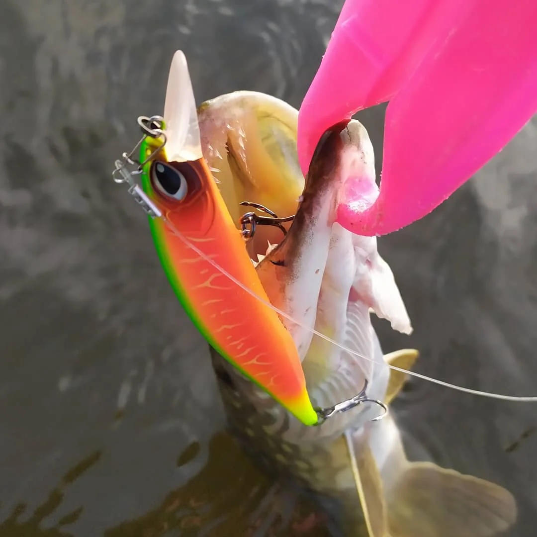 Description Picture 2 of itemTSUYOKI Pastor 85SP Jerkbait Minnow Fishing Lure Suspending Wobblers Peche Blackfish Isca Artificial Leurre Duo Realis Jerkbait