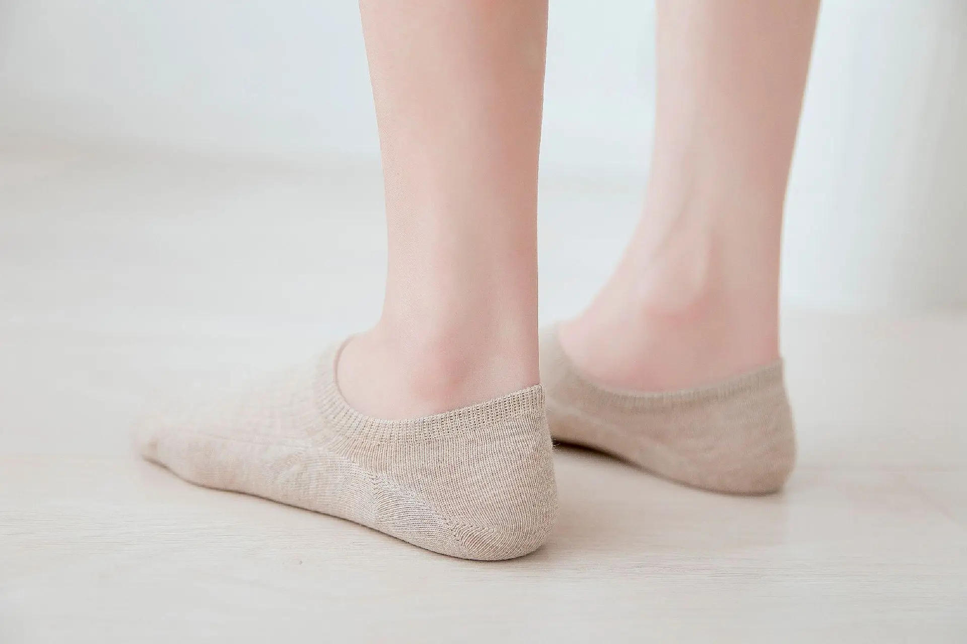 Description Picture 3 of item5pairs Women Invisible Boat Socks Summer Ultra-thin Cotton Sock Breathable Silicone Non-slip Ankle Low Girls Sox Calcetines