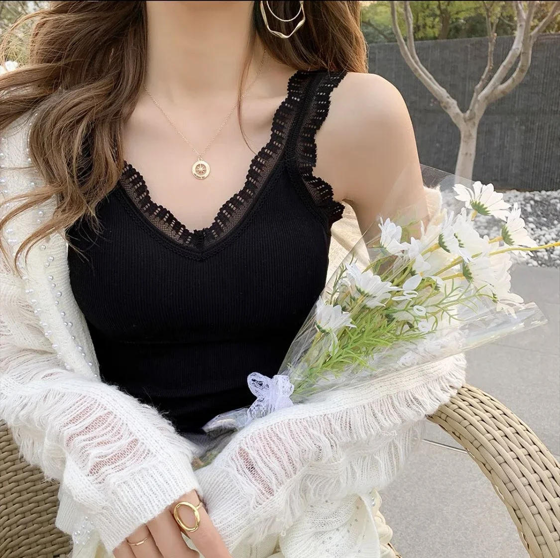 Description Picture 5 of itemSummer Top Women Sleeveless Lace Tank Top Sexy Women's T-shirt Vest Bra Female Vest Tops White Black Underwear Women Lingerie