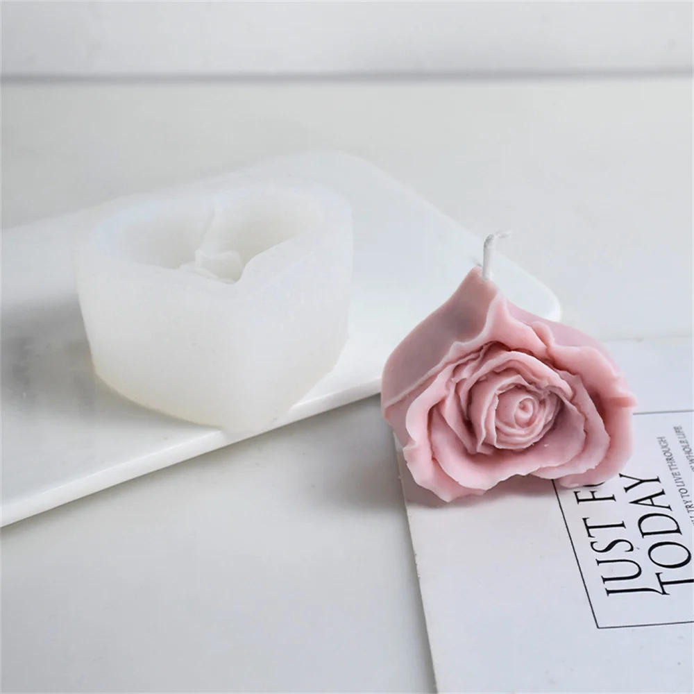 Description Picture 3 of itemRose Heart Candle Silicone Mold DIY Flowers Shaped Candle Making Soap Resin Chocolate Mold Craft Valentine's Gift for Girlfriend