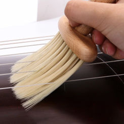 Violin Cleaning Brush Wooden Handheld Cleaner Dust Removal Bristle Brush Stringed Instrument Accessories for Guzheng Violin