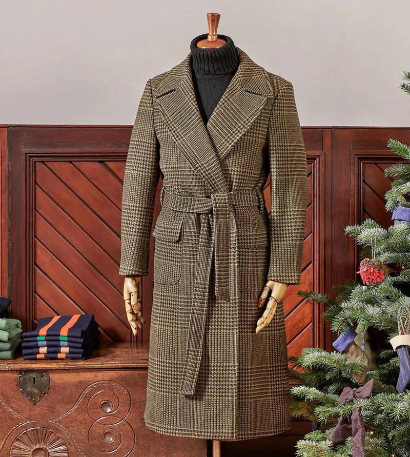 Description Picture 3 of itemPlaid Wool Men's Suit Tailor-Made One Piece Overcoat With Belt Brown Wide LapelWarm Fashion Business Wedding Groom Prom Tailored