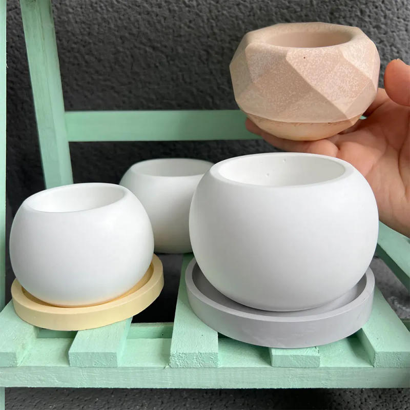 Description Picture 4 of itemElephant Shape Silicone Flowerpot Mold for DIY Succulent Planter Spherical Molds Gypsum Candle Holders Resin Mould