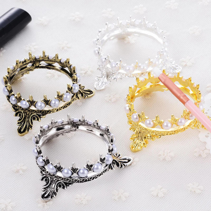 Description Picture 5 of item1Pcs Retro Metal Nail Brush Pen Rack Stand Holder Crown Pearl Design Manicure Nail Art Tools Painting Pen Showing Shelf