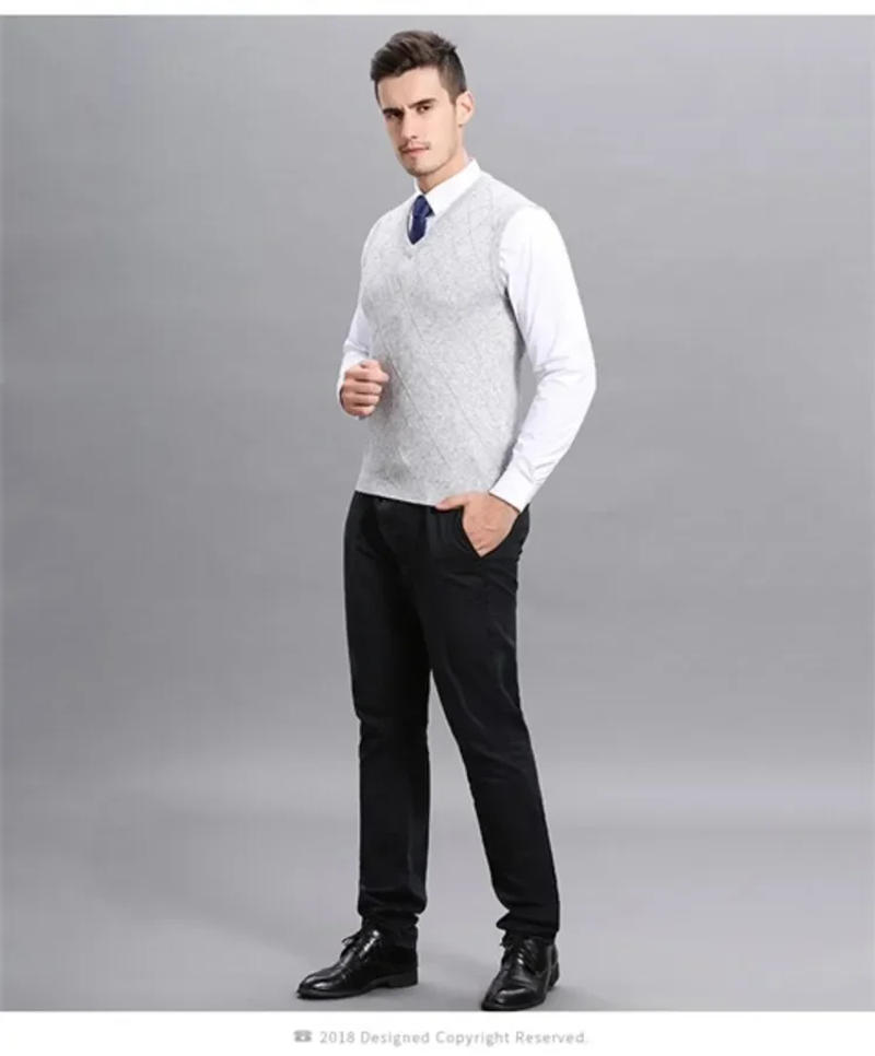 Description Picture 6 of itemMen Wool Vest 2024 Spring Waistcoat V-Neck Sleevelesss Plaid Sweater Vests