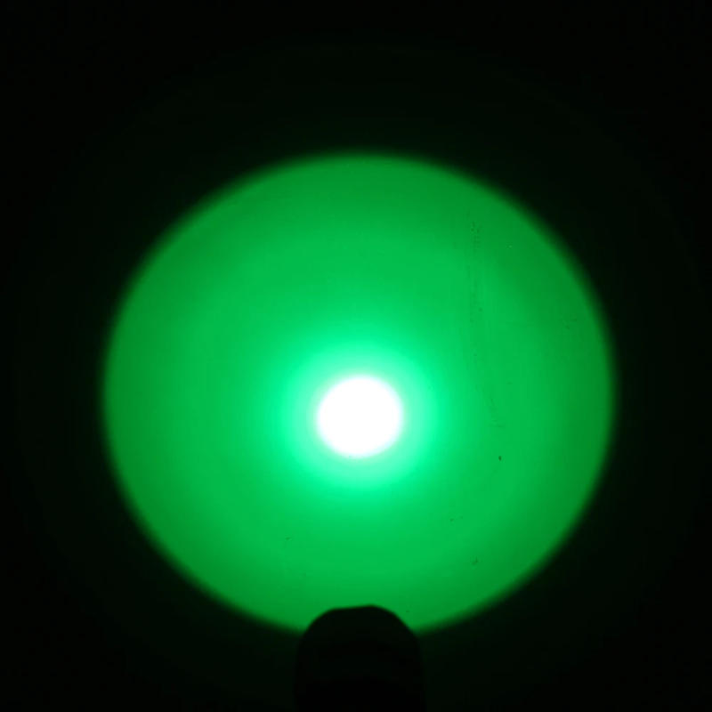 Description Picture 3 of itemC8 LED Flashlight White/Green/Red Tactical Hunting Rifle Lantern+Pressure Switch+Rail Scope Mount+18650+USB Charger