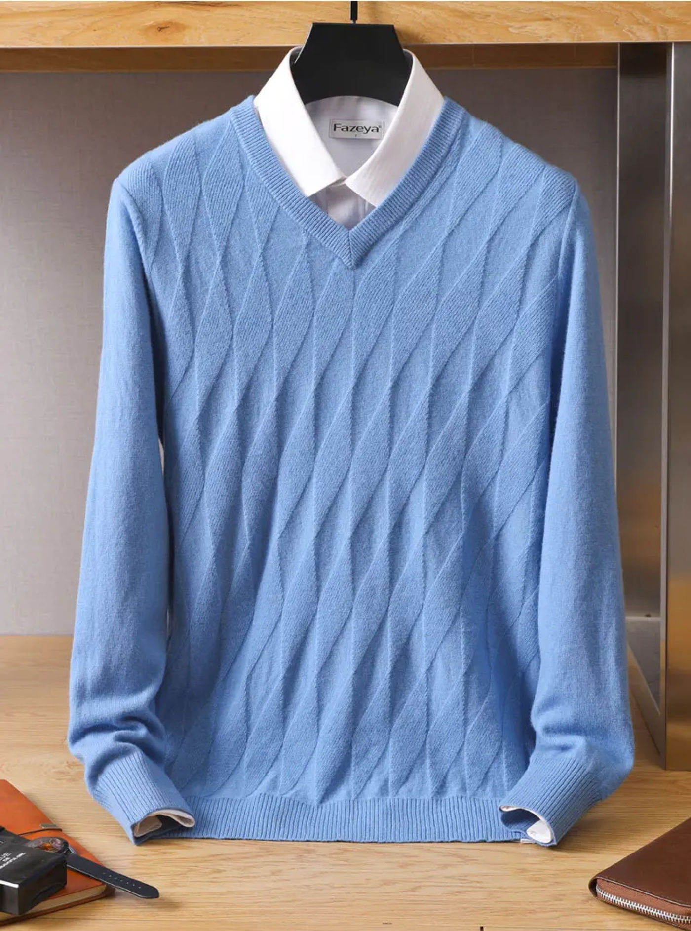 Description Picture 6 of item100% pure wool sweater men's V-neck pullover Korean fashion knitted solid color top Autumn and winter new style