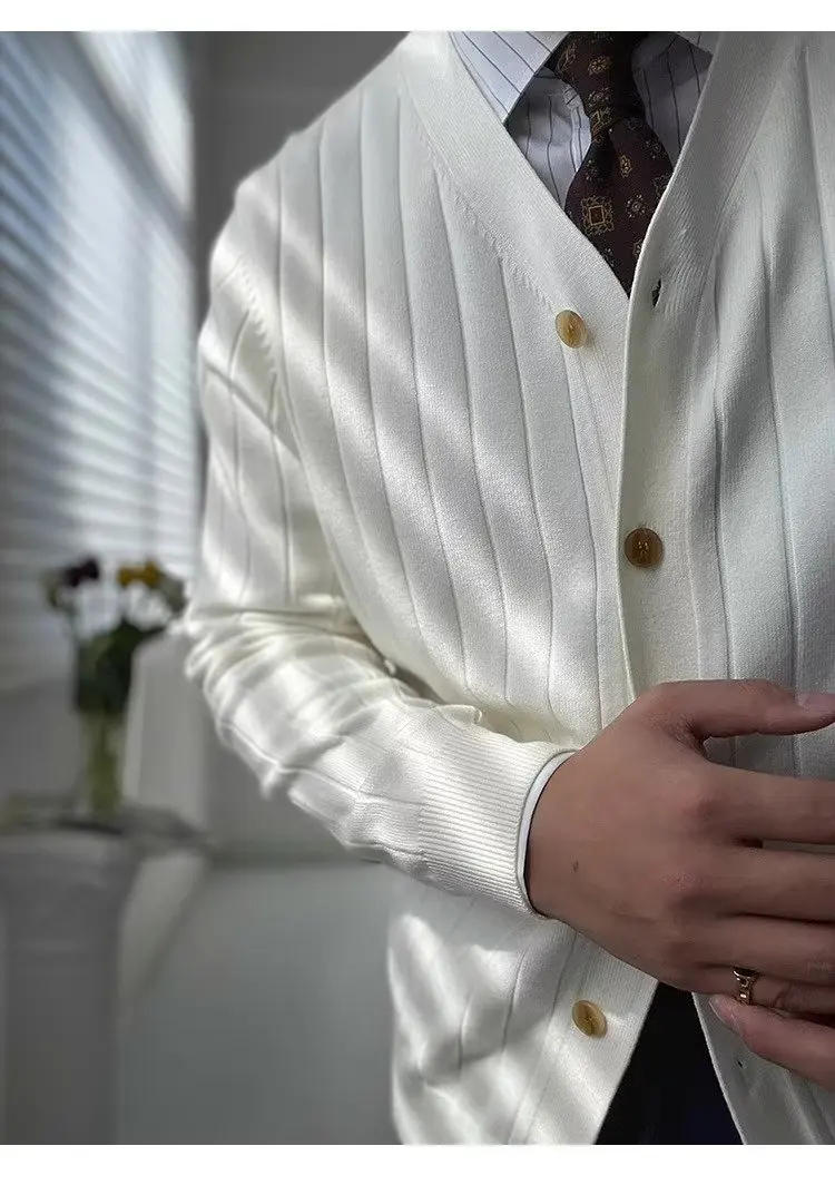 Description Picture 6 of itemMen Cardigan Temperament Daily Simple Hong Kong Style Handsome Advanced Single Breasted V-neck Knitting Swewaters Pure Color