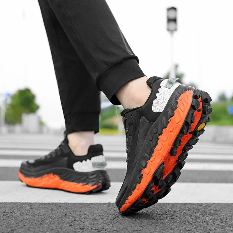 Description Picture 6 of itemMens Breathable Bounce Trail Running Shoes Anti-slip Cushioning Outdoor Thick Bottom Running Shoes Couple Sneakers