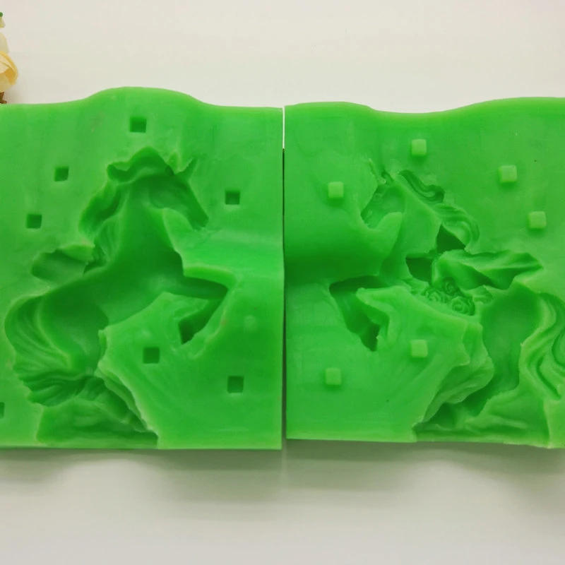 Description Picture 6 of itemCute Pony Silicone Candle Mold DIY Aromatic Animal Horse Candle Making Handmade Soap Resin Chocolate Mold Gifts Craft Home Decor