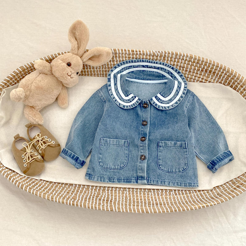 Description Picture 6 of itemNew autumn baby clothing for 0-3 years old, sweet baby girl doll collar long sleeved denim jacket,