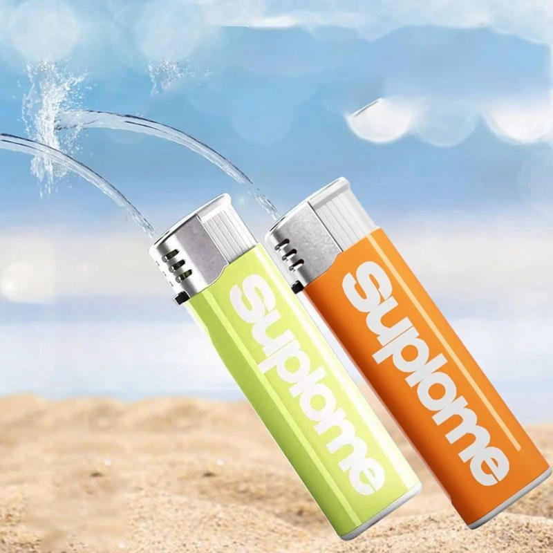 Description Picture 4 of itemCreative Kids Toy Lighter Type Water Gun Press To Spray Fake Lighter Trick Or Treat Prank Gadgets Funny Party Water Spray Toys