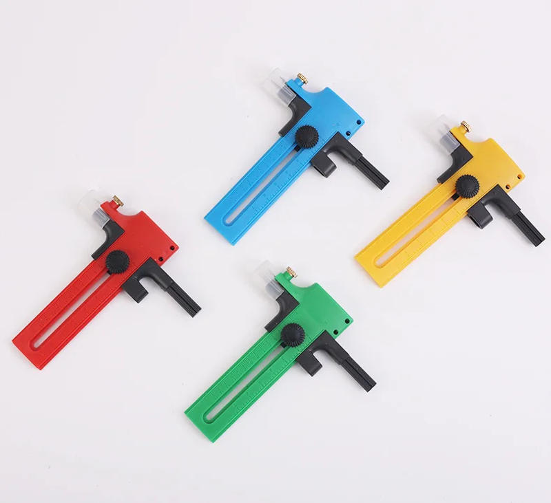 Description Picture 2 of item1pc Compass Cutter Adjustable Circular Cutting Tool for Making Fabric Crafts DIY Scrapbook Art Craft Tool Circle Paper Cutter