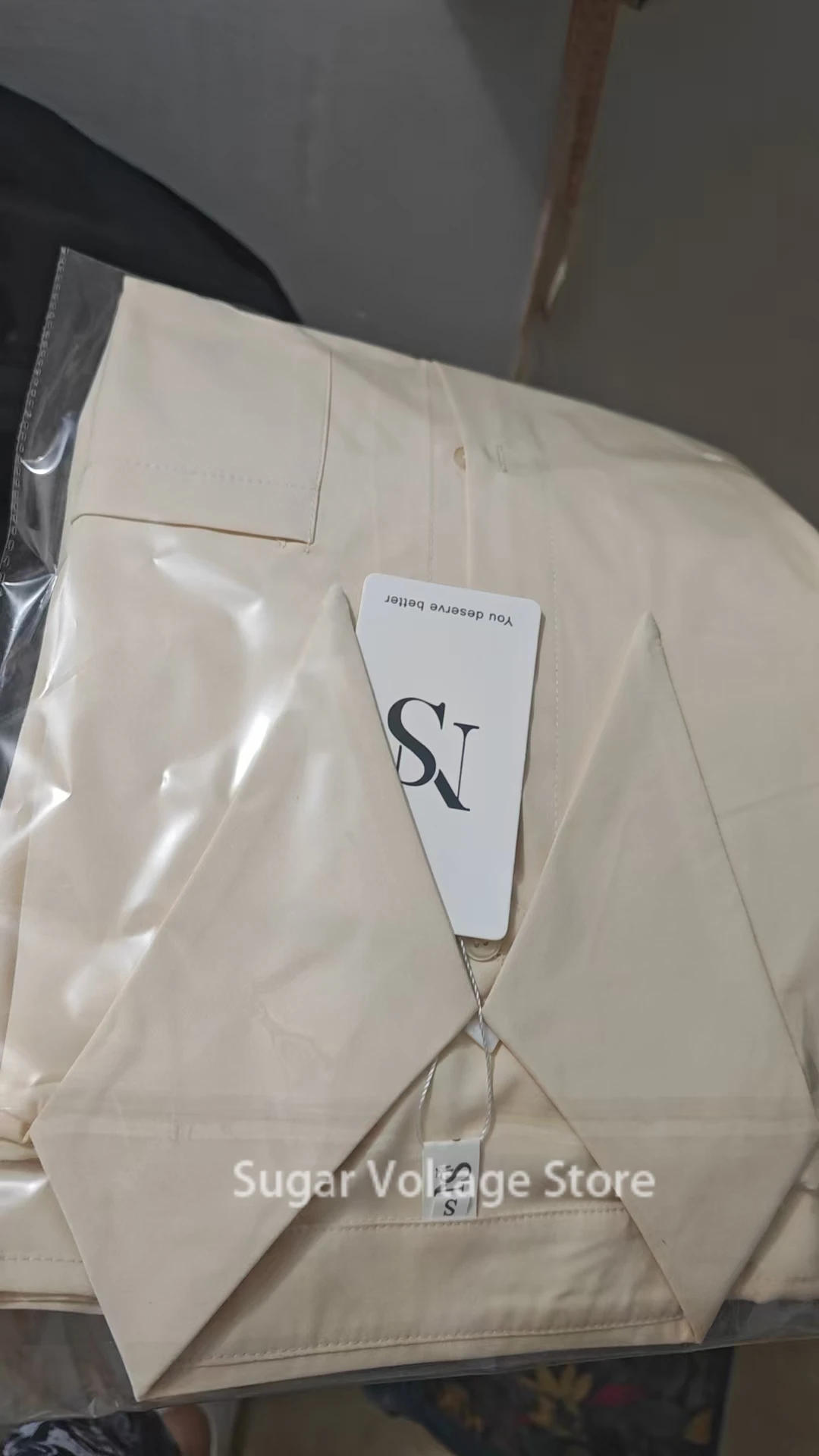 Description Picture 2 of itemFrench Elegant Look Younger Instantly Shirt Women's Retro Spring Turn-down Collar Long  Sleeve Blouse Casual Office Lady Clothes