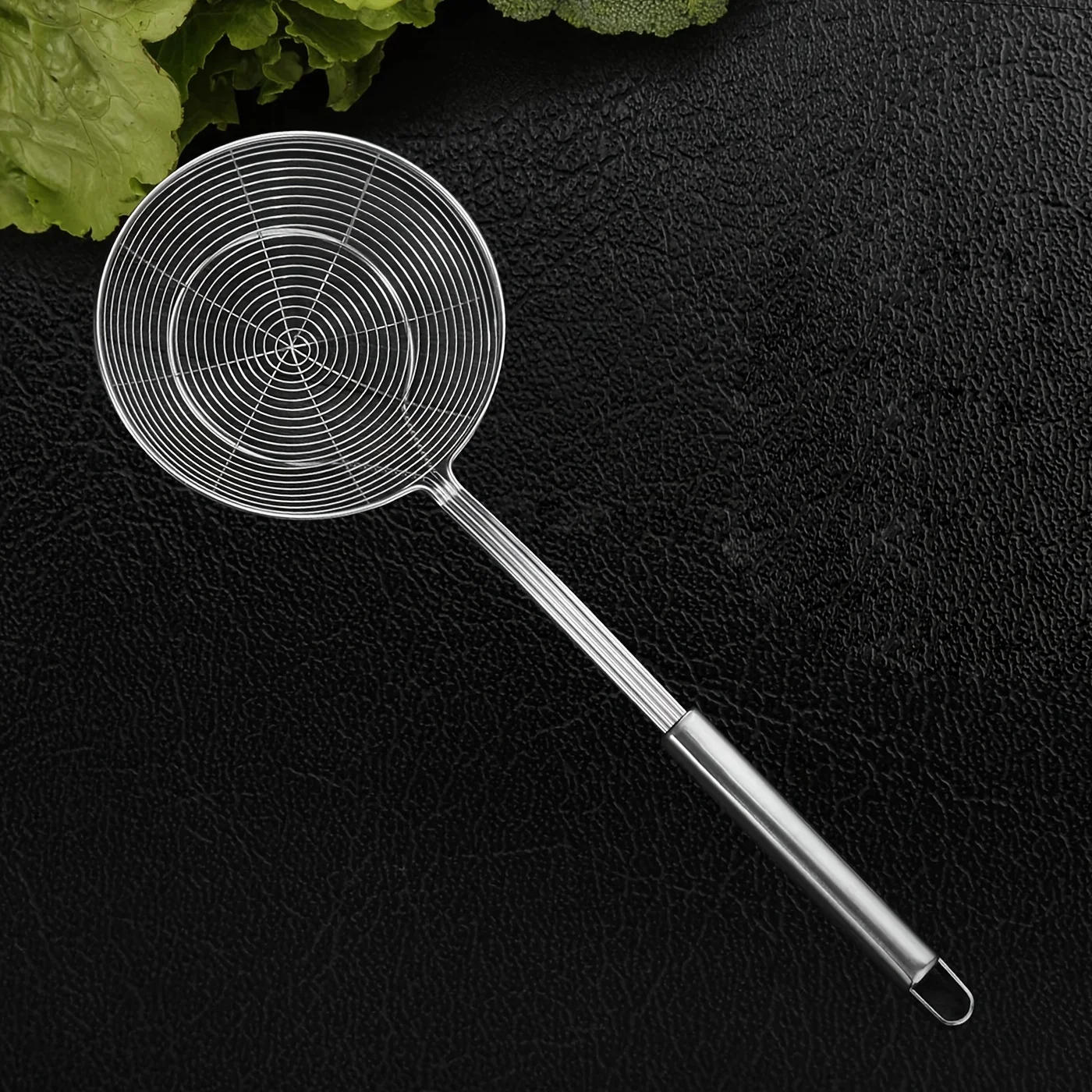 Description Picture 4 of itemSolid Stainless Steel Spider Strainer Skimmer Ladle for Cooking and Frying Kitchen Utensils Wire Strainer Pasta Strainer Spoon