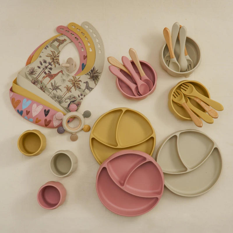 Description Picture 2 of itemBPA Free Baby Accessories Children's Tableware Silicone Bib Food Container Feeding Baby Dishes Plates Sucker Bowl Spoon Cup