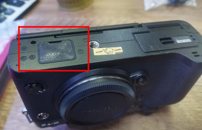 Description Picture 2 of itemFlash Remote PC Sync Terminal Cap / Battery Grip Connector Cover for Fujifilm Fuji XT2 XT3 XT4 5 XH1 GFX50S GFX50R VG-XT3 VG-XT2