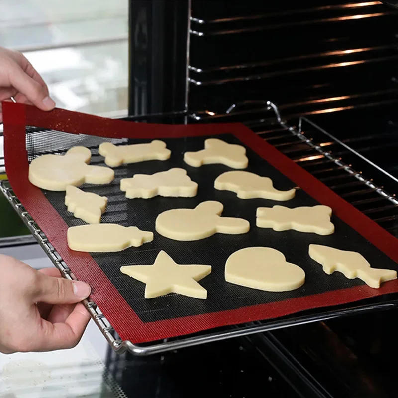 Description Picture 4 of itemSilicone Grill Mat 30X40cm Baking Tray Breathable BBQ Cookie Bread Mat Oven Microwave High Temperature Baking Kitchen Tools