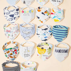 5PCS  Random baby bib triangle bib cartoon print Saliva towel for male baby feeding bib baby supplies Child Accessories