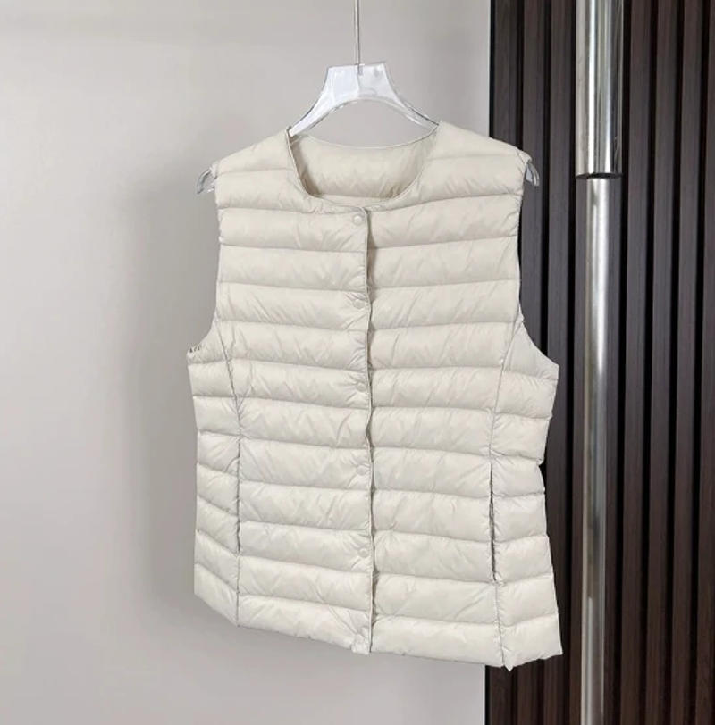 Description Picture 2 of itemA light and thin down inner liner, a vest worn under a lady's waistcoat for warmth, solid color round-neck waistcoat with variab