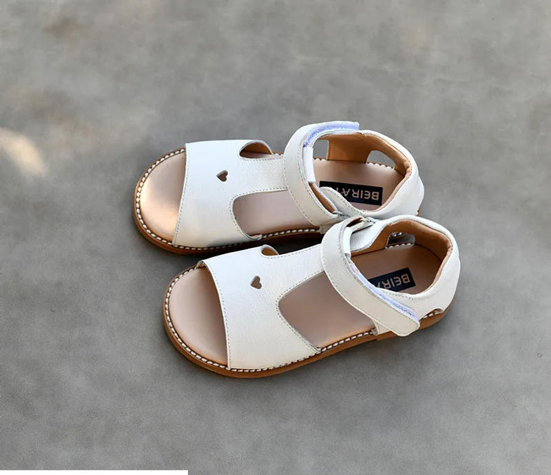 Description Picture 6 of itemGenuine Leather Girls sandals Cute heart Open toes Soft Cowhide Children's School Shoes Baby garden shoes Kids Sandals